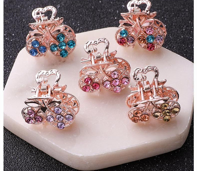Five-Piece Charm Hair Clip Set — product image 2